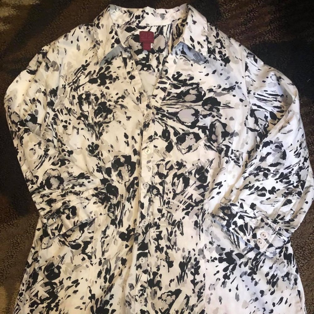 Women's "212 Collection" Black White Paint Splash's Fitted Button Blouse XL